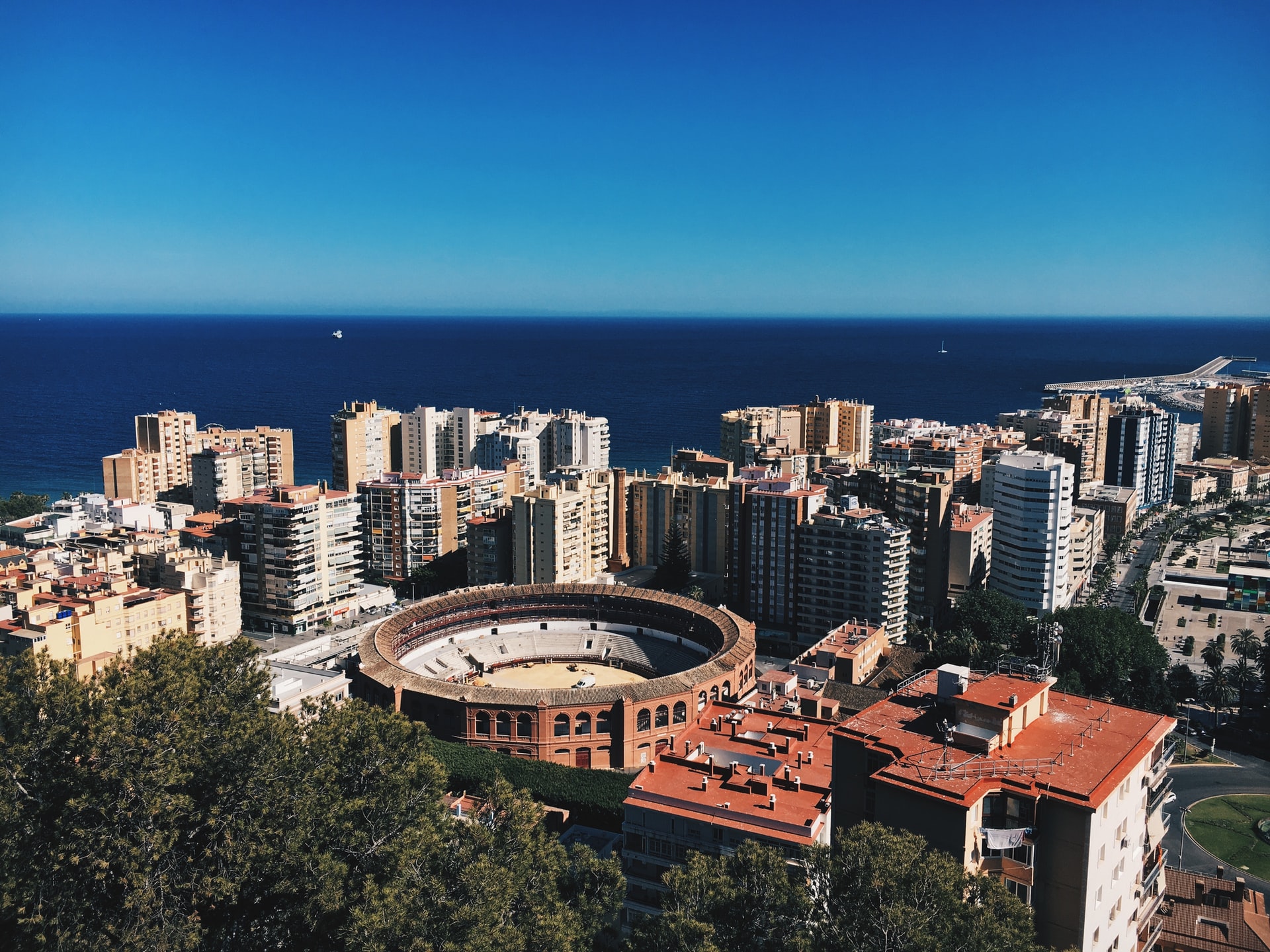 spain/5df013d6-4184-4ab1-b0a2-220cd9cfb755_Malaga city michael-martinelli-X414jjX3UHg-unsplash (1).jpg 906 Nomad Stays